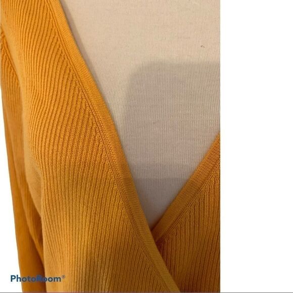 Leith gold wrap around sweater NWT 3X - Picture 3 of 3